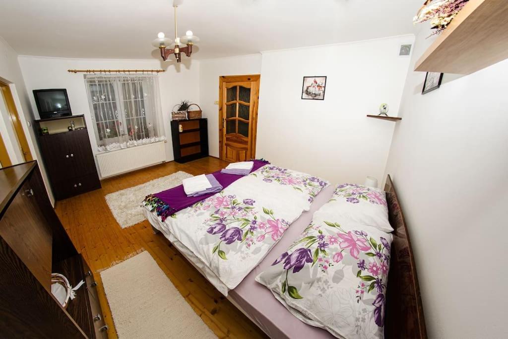 Zlty Domcek - Apartman Svabovce Экстерьер фото